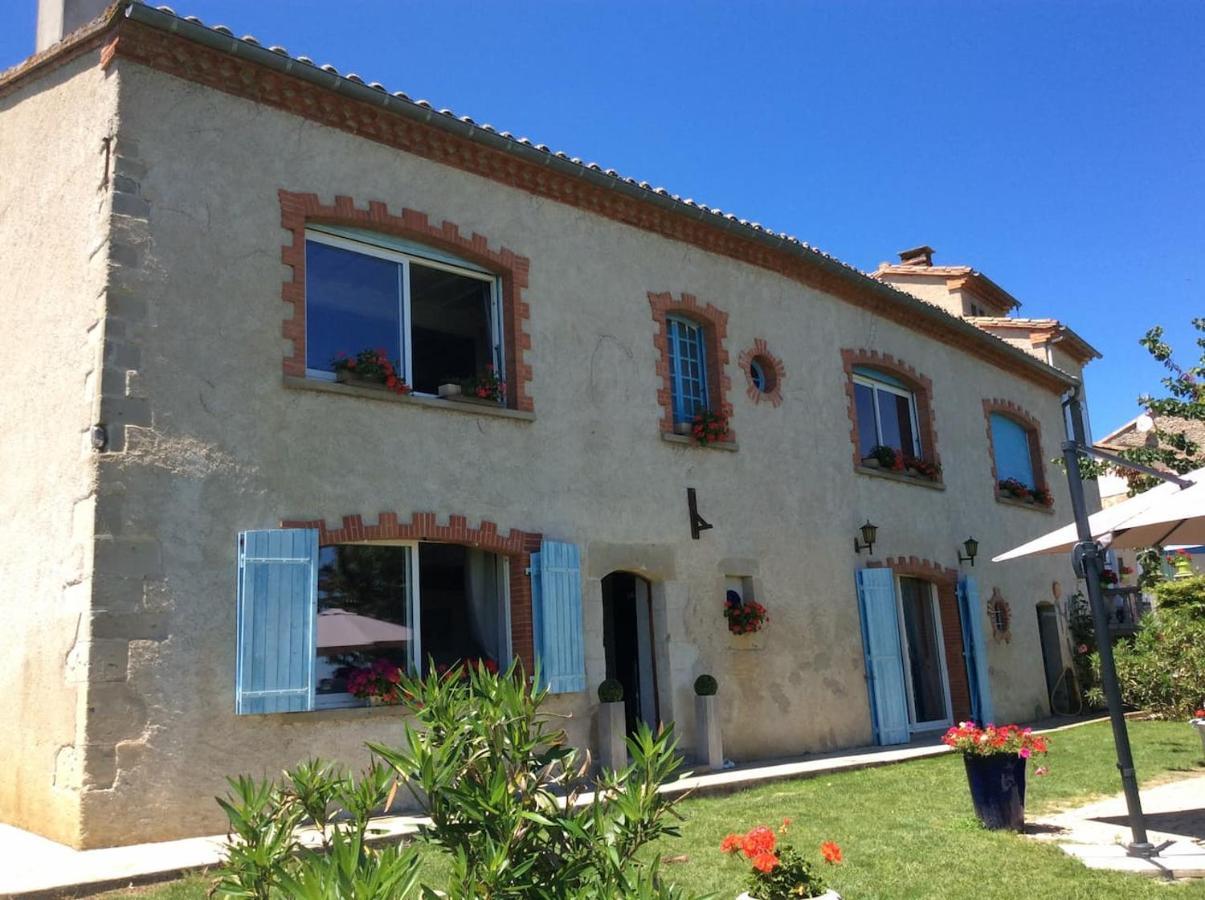 Chambres d'Hôtes LA DAME FINES Puybegon Extérieur photo